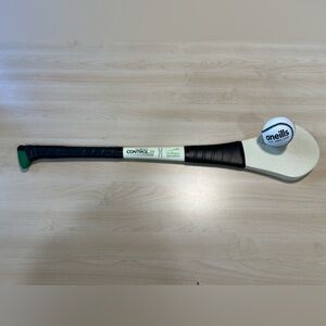 Cúltec Carbon Fibre Composite Hurling Stick and Sliotar